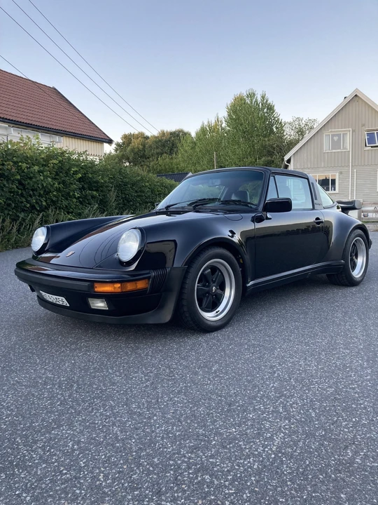 1988 Porsche 911 Carrera 3.2 - Image 10 of 31