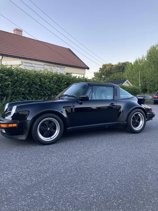 1988 Porsche 911 Carrera 3.2 - Image 11 of 31
