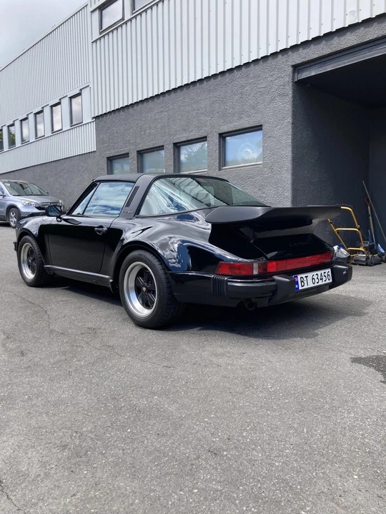 1988 Porsche 911 Carrera 3.2 - Image 29 of 31