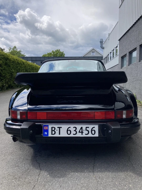 1988 Porsche 911 Carrera 3.2 - Image 26 of 31