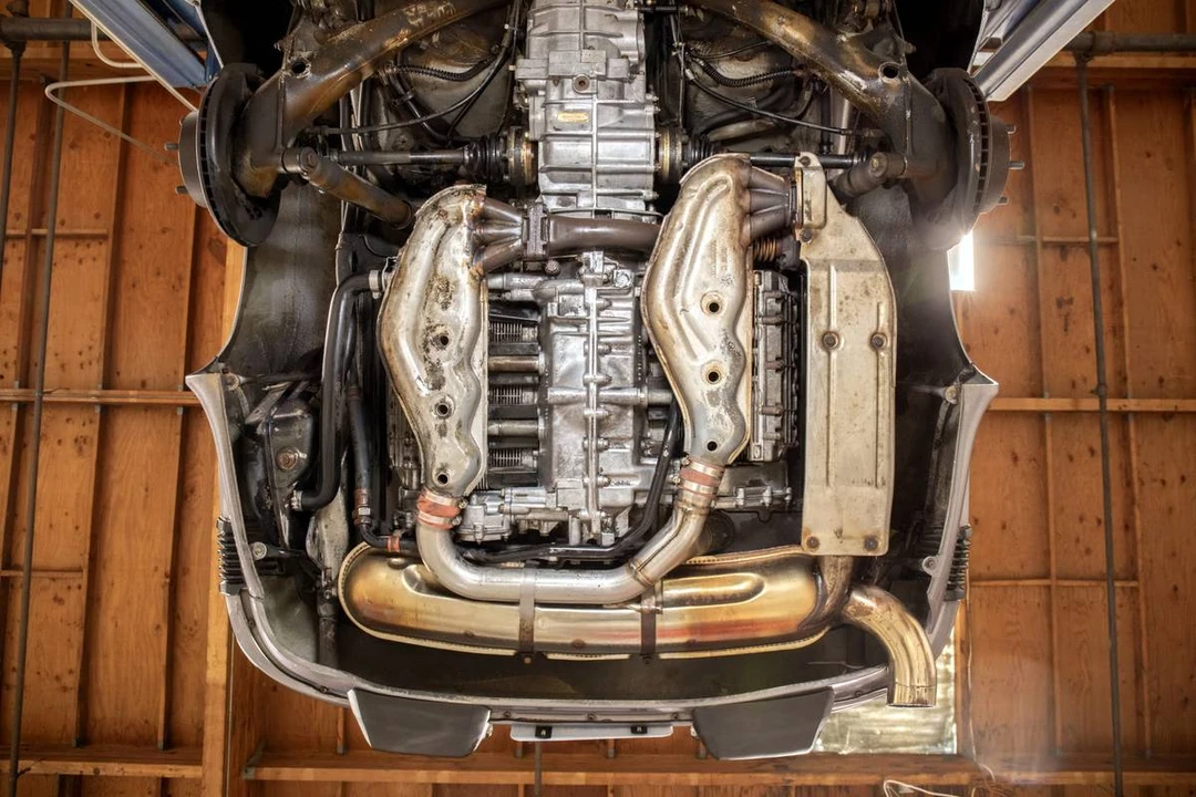 1988 Porsche 911 Carrera 3.2 - Image 6 of 17