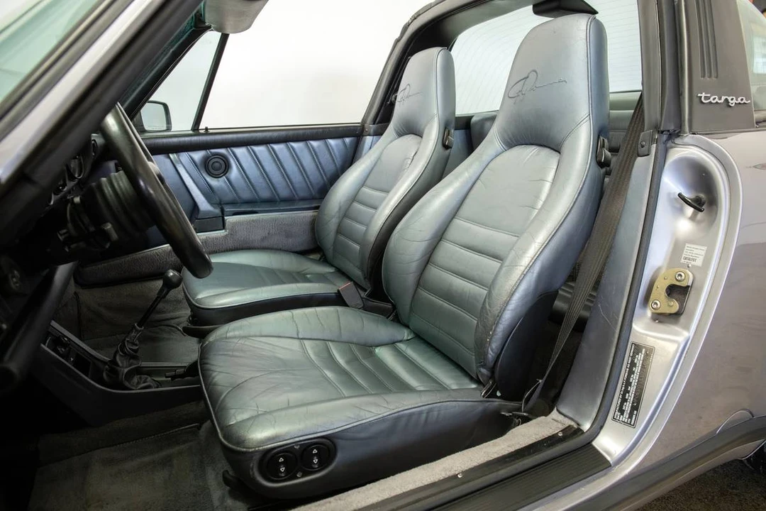 1988 Porsche 911 Carrera 3.2 - Image 8 of 17