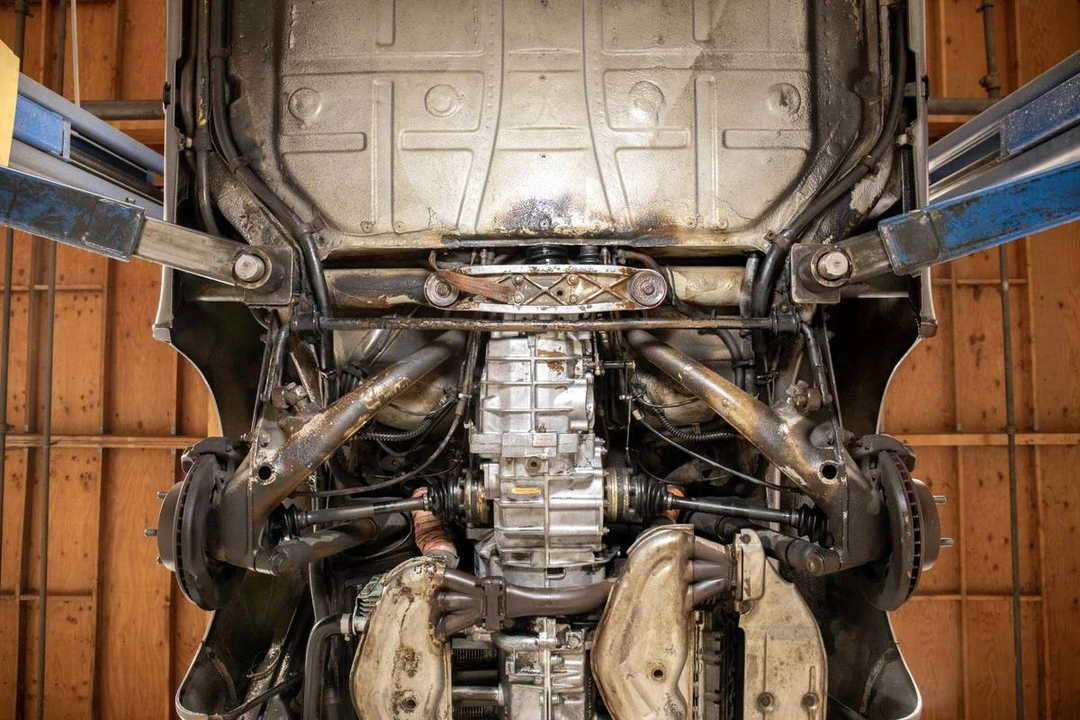 1988 Porsche 911 Carrera 3.2 - Image 3 of 17