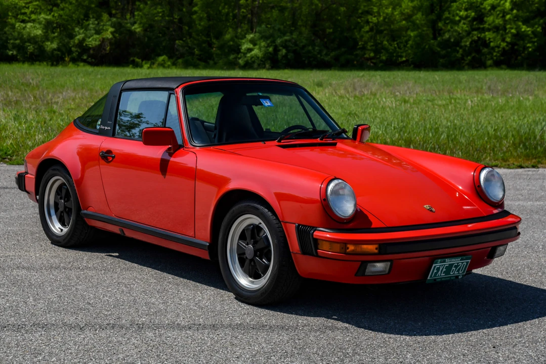1988 Porsche 911 Carrera 3.2 - Image 2 of 31