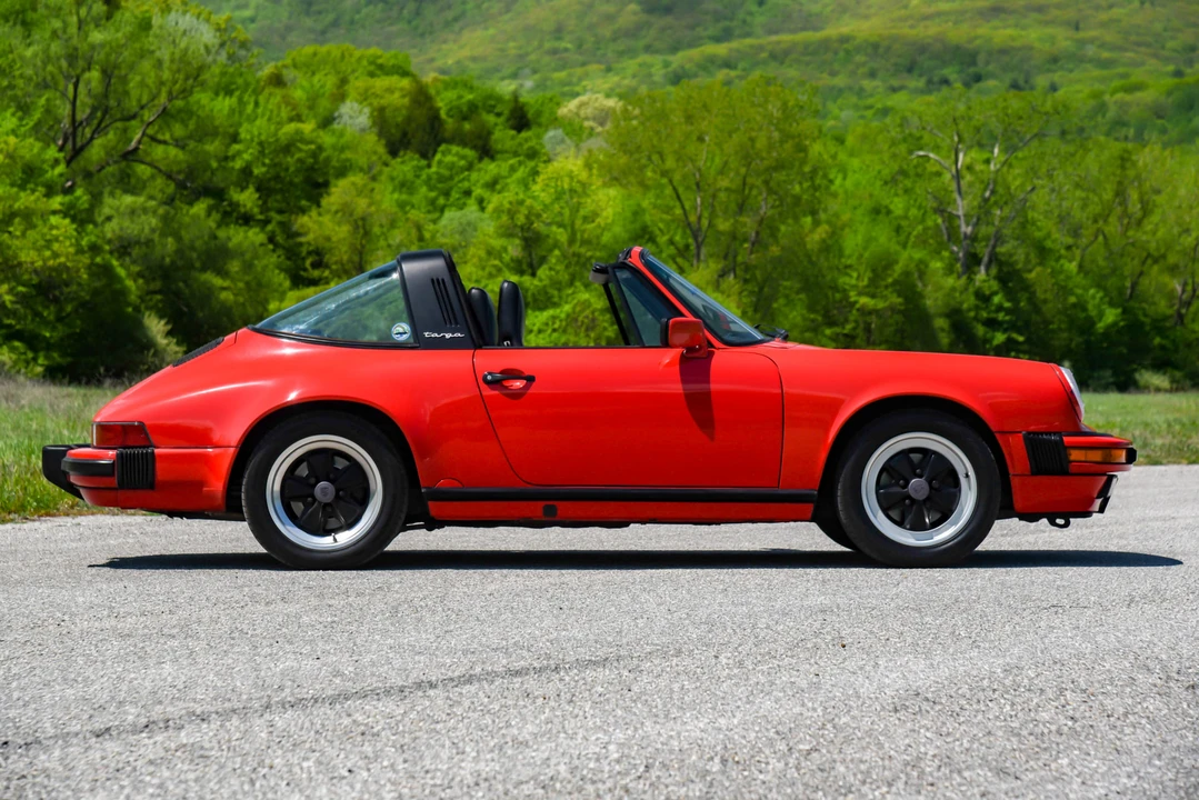 1988 Porsche 911 Carrera 3.2 - Image 21 of 31