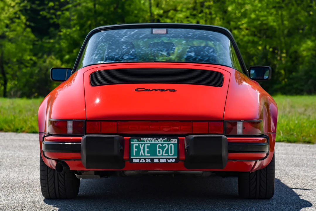 1988 Porsche 911 Carrera 3.2 - Image 25 of 31
