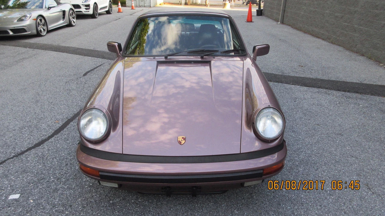 1988 Porsche 911 Carrera 3.2 - Image 11 of 31