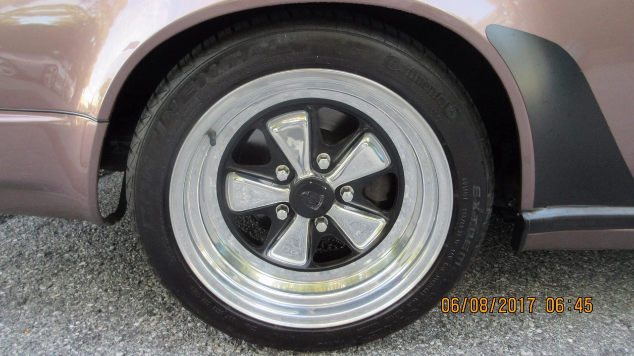 1988 Porsche 911 Carrera 3.2 - Image 25 of 31