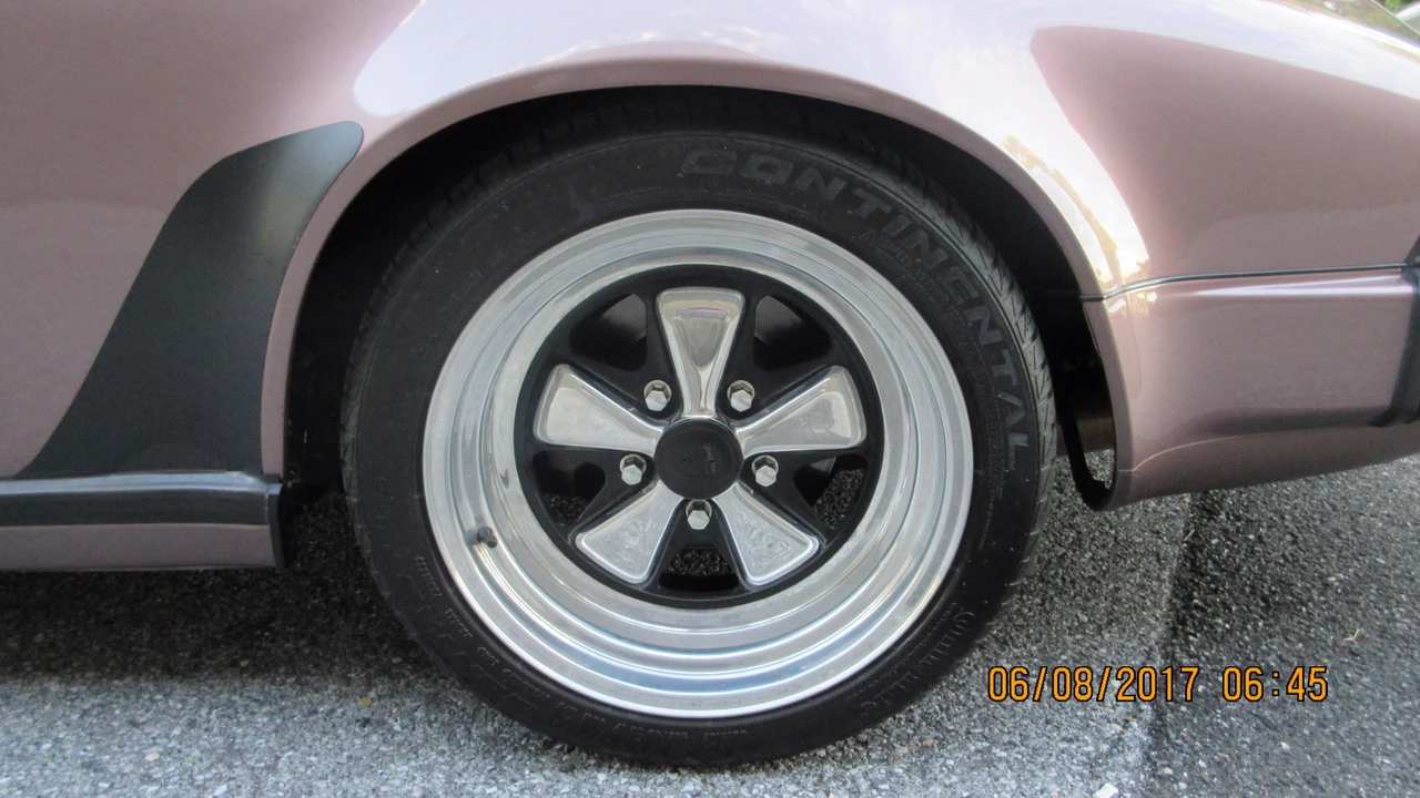 1988 Porsche 911 Carrera 3.2 - Image 27 of 31