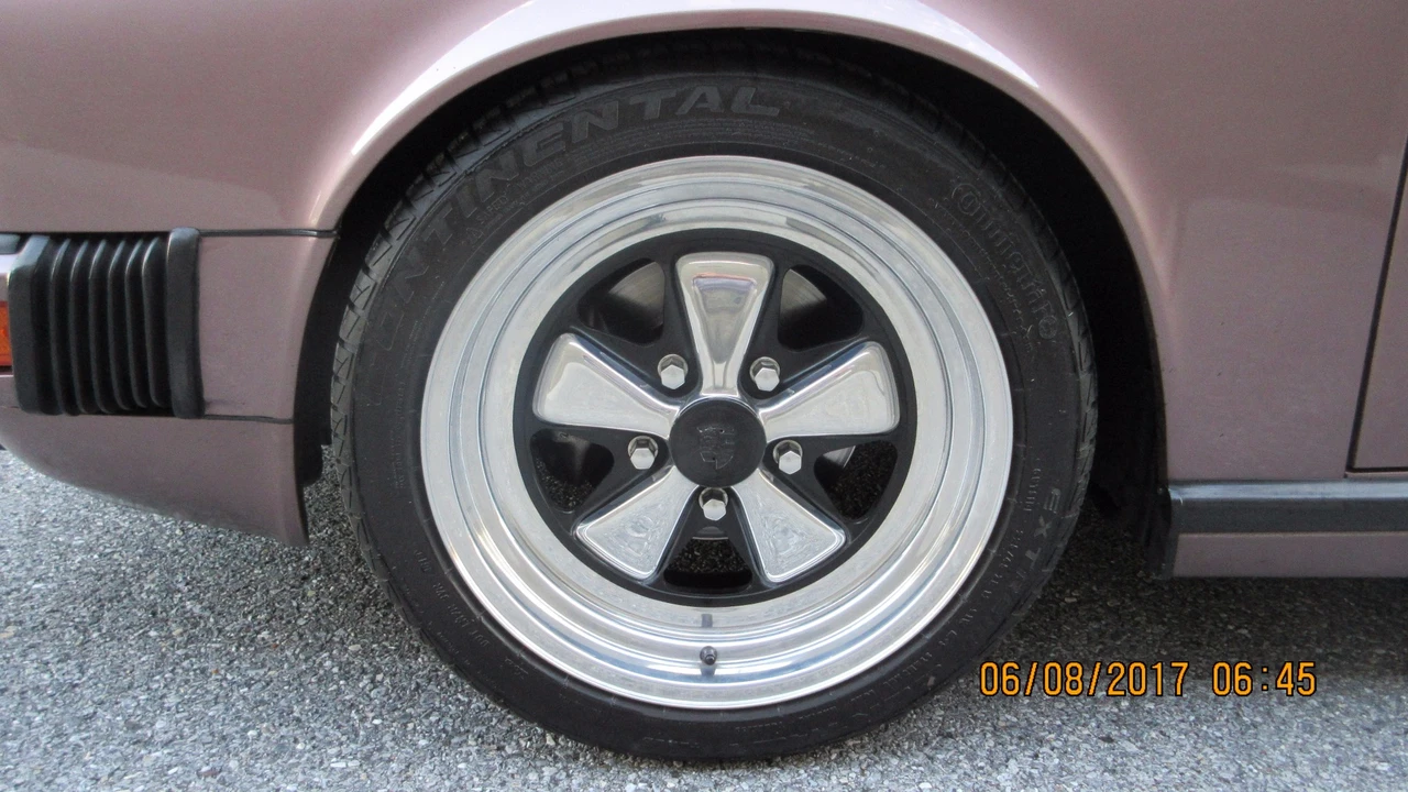 1988 Porsche 911 Carrera 3.2 - Image 26 of 31