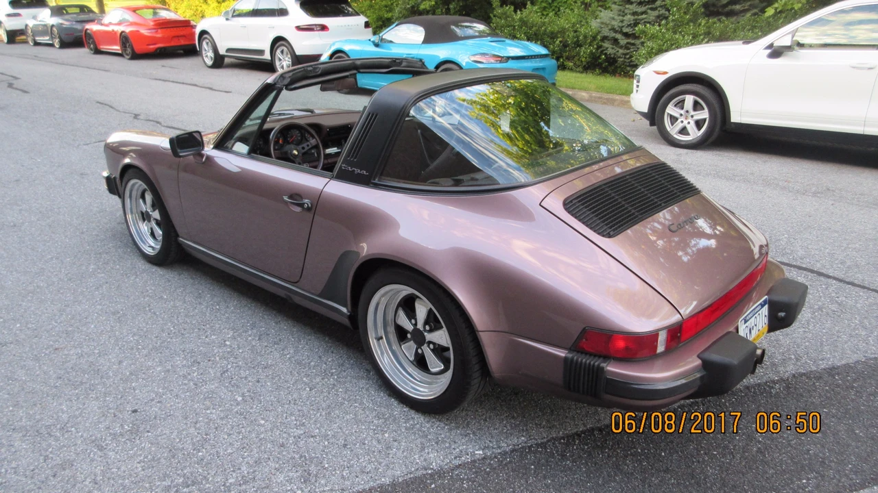 1988 Porsche 911 Carrera 3.2 - Image 15 of 31