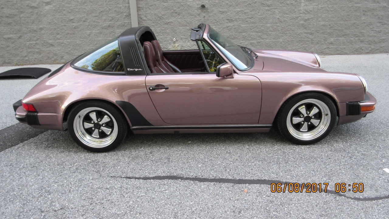1988 Porsche 911 Carrera 3.2 - Image 18 of 31