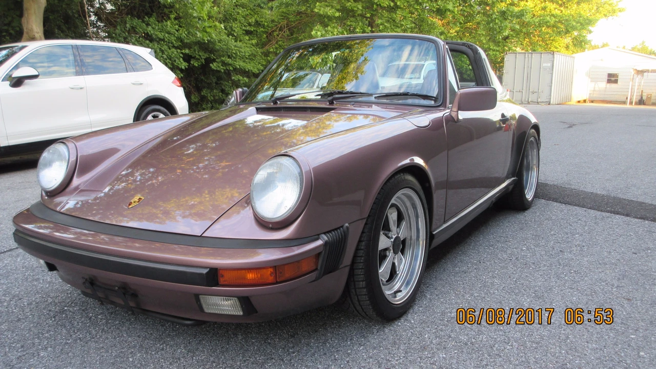 1988 Porsche 911 Carrera 3.2 - Image 12 of 31