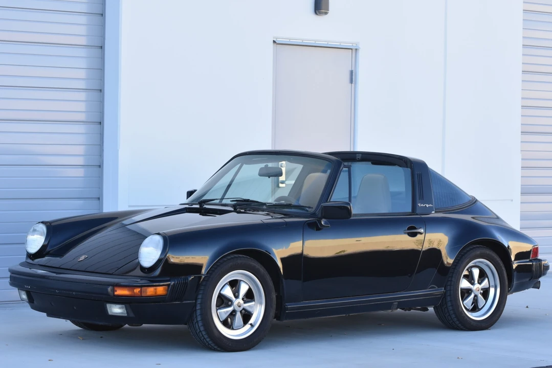 1988 Porsche 911 Carrera 3.2 - Image 1 of 31