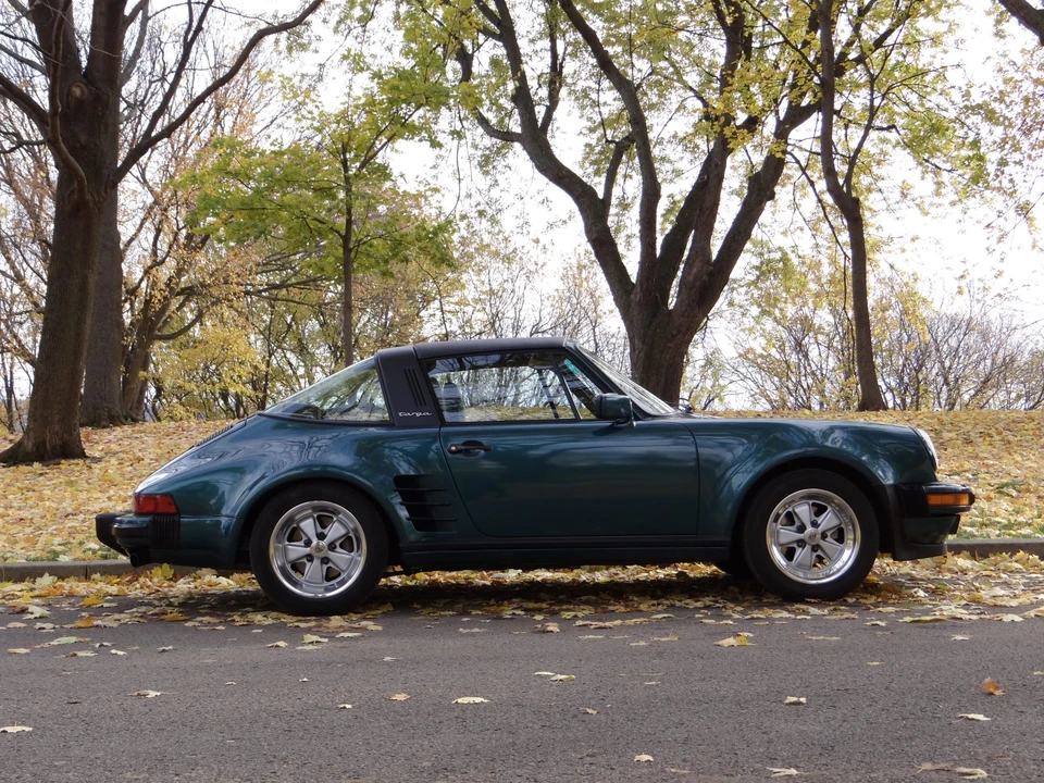 1988 Porsche 911 Carrera 3.2 - Image 8 of 31