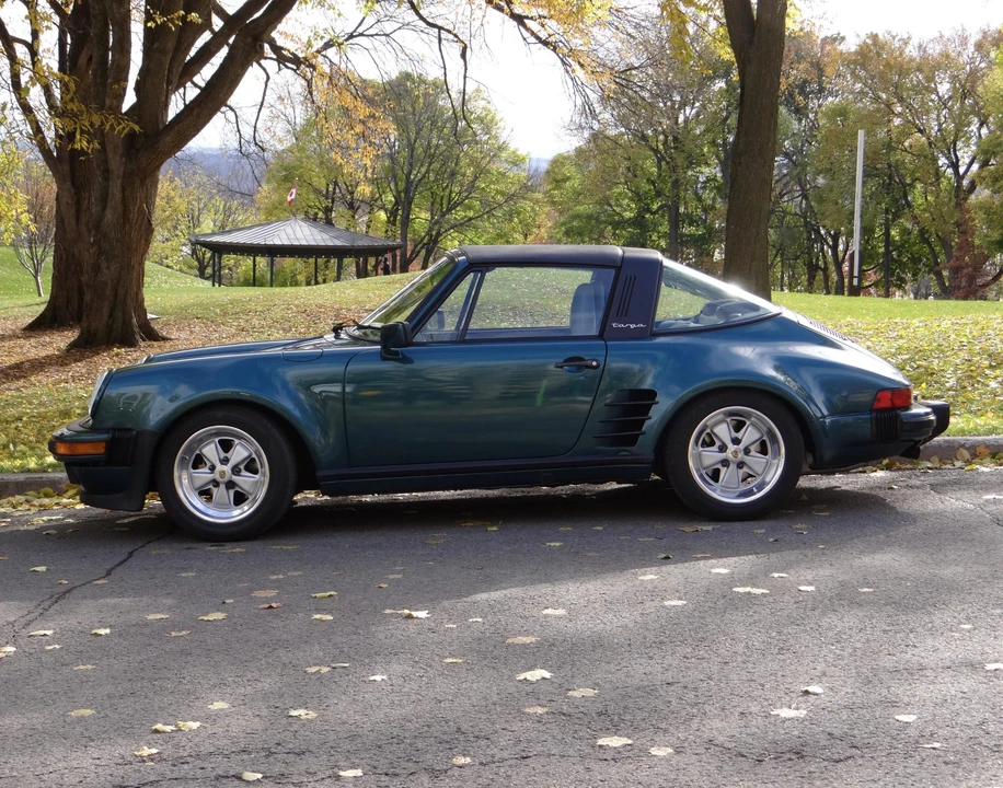 1988 Porsche 911 Carrera 3.2 - Image 4 of 31