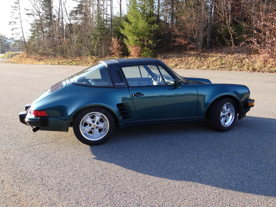 1988 Porsche 911 Carrera 3.2 - Image 24 of 31