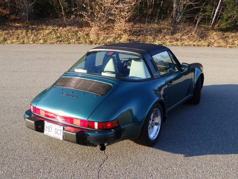 1988 Porsche 911 Carrera 3.2 - Image 22 of 31