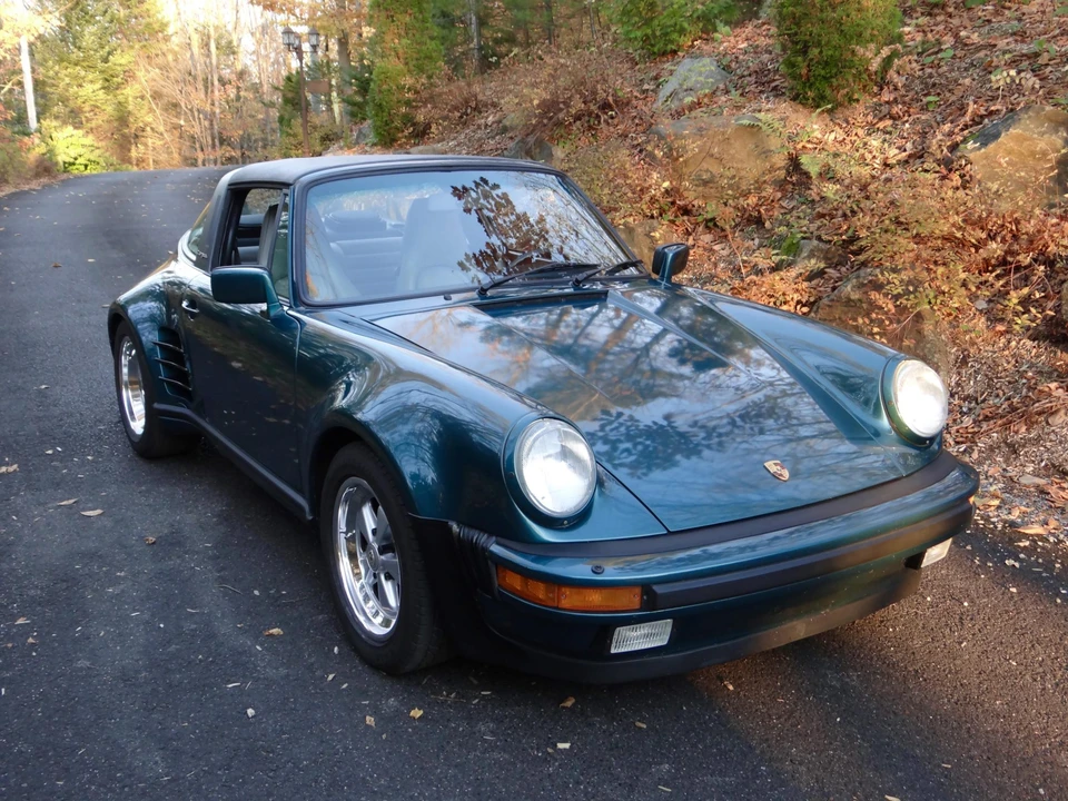 1988 Porsche 911 Carrera 3.2 - Image 13 of 31