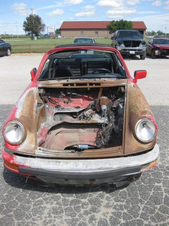 1988 Porsche 911 Carrera 3.2 - Image 3 of 9