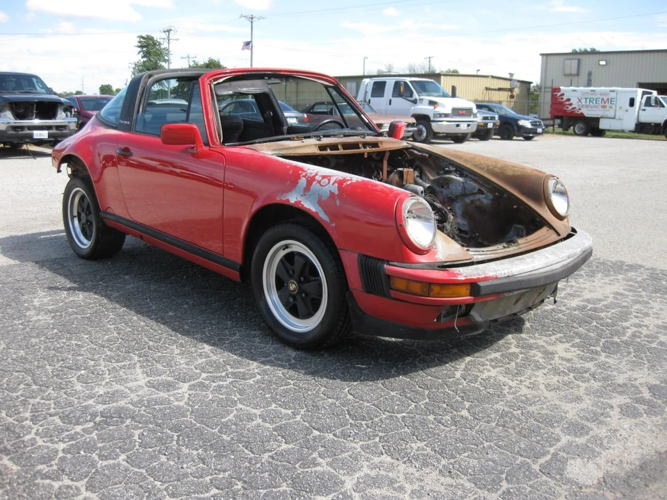1988 Porsche 911 Carrera 3.2 - Image 2 of 9