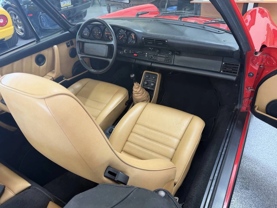 1988 Porsche 911 Carrera 3.2 - Image 30 of 31