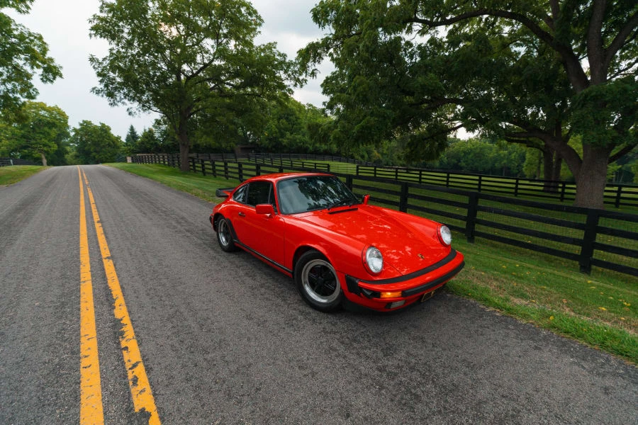 1988 Porsche 911 Carrera 3.2 - Image 6 of 25
