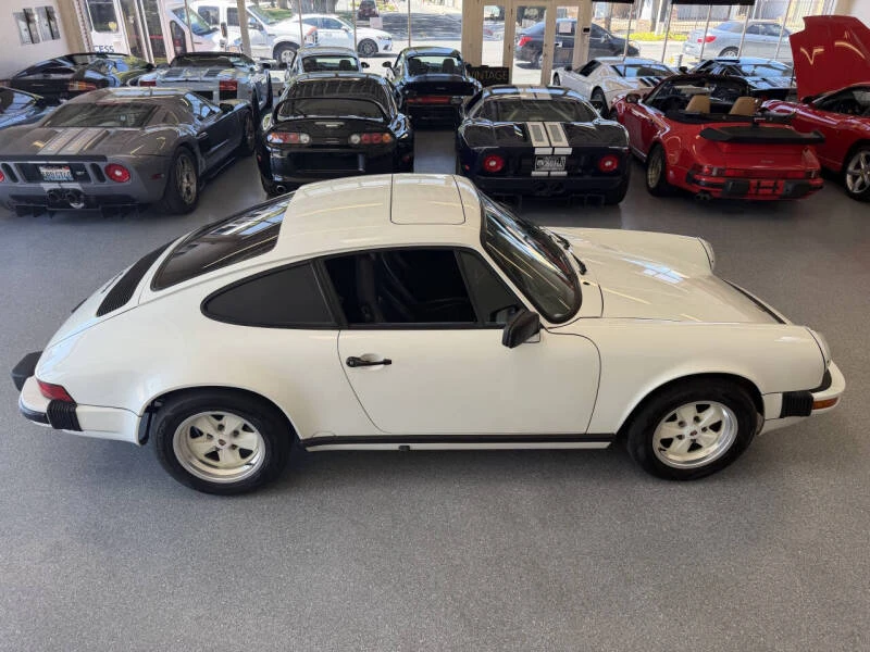 1988 Porsche 911 Carrera 3.2 - Image 12 of 31