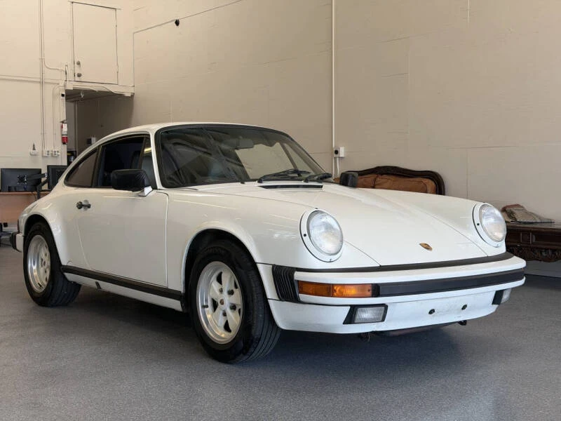 1988 Porsche 911 Carrera 3.2 - Image 6 of 31