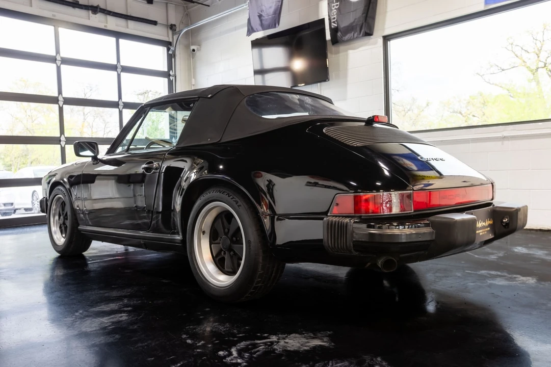 1988 Porsche 911 Carrera 3.2 - Image 15 of 31