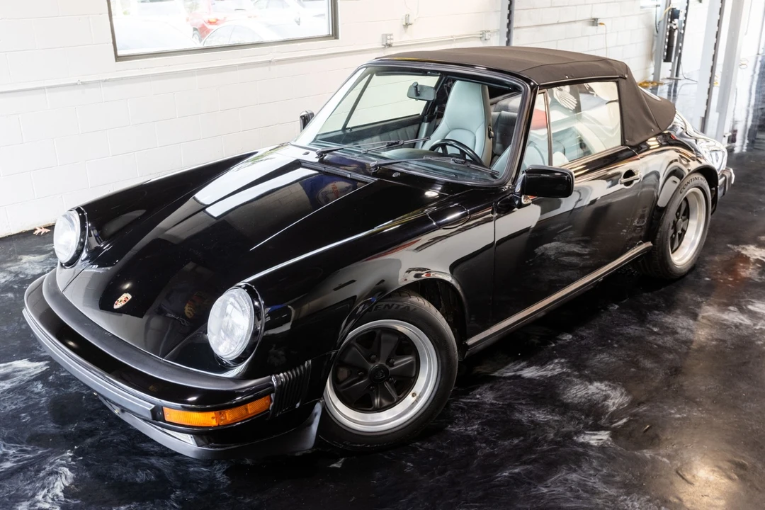1988 Porsche 911 Carrera 3.2 - Image 2 of 31