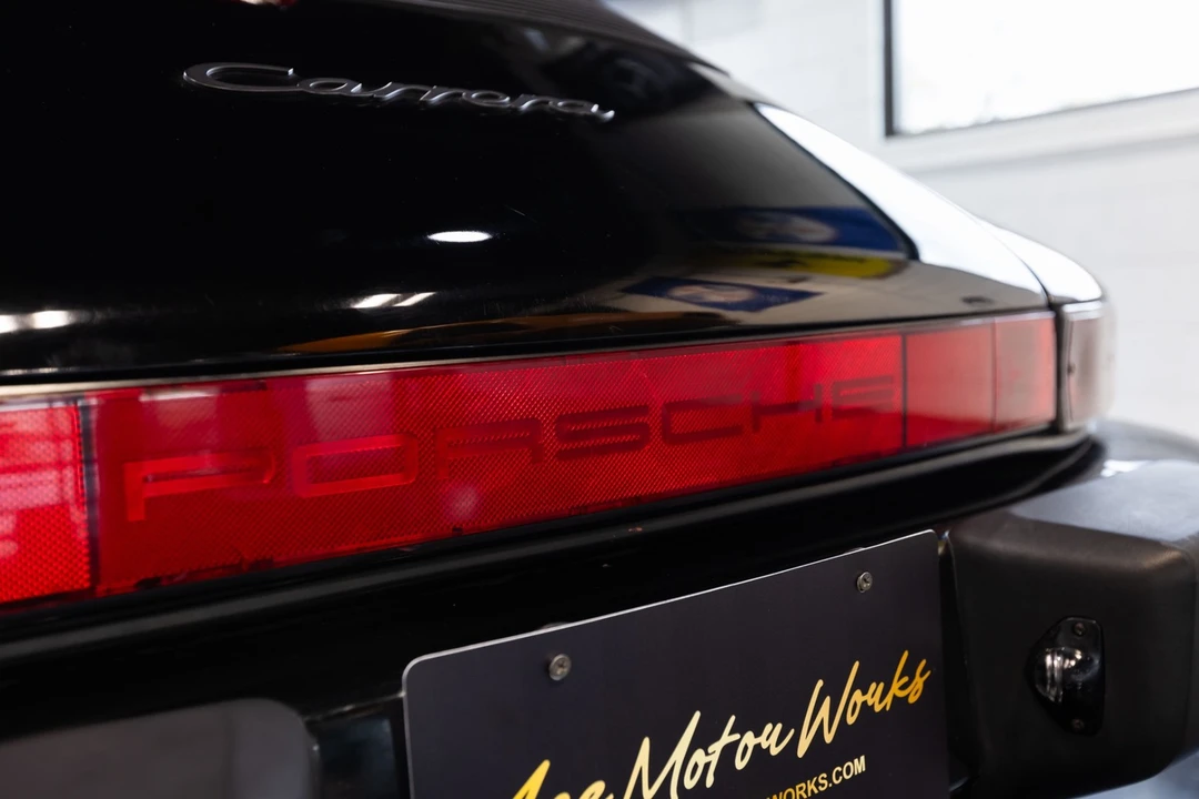 1988 Porsche 911 Carrera 3.2 - Image 20 of 31