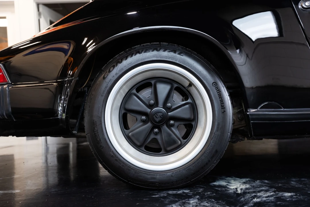 1988 Porsche 911 Carrera 3.2 - Image 30 of 31