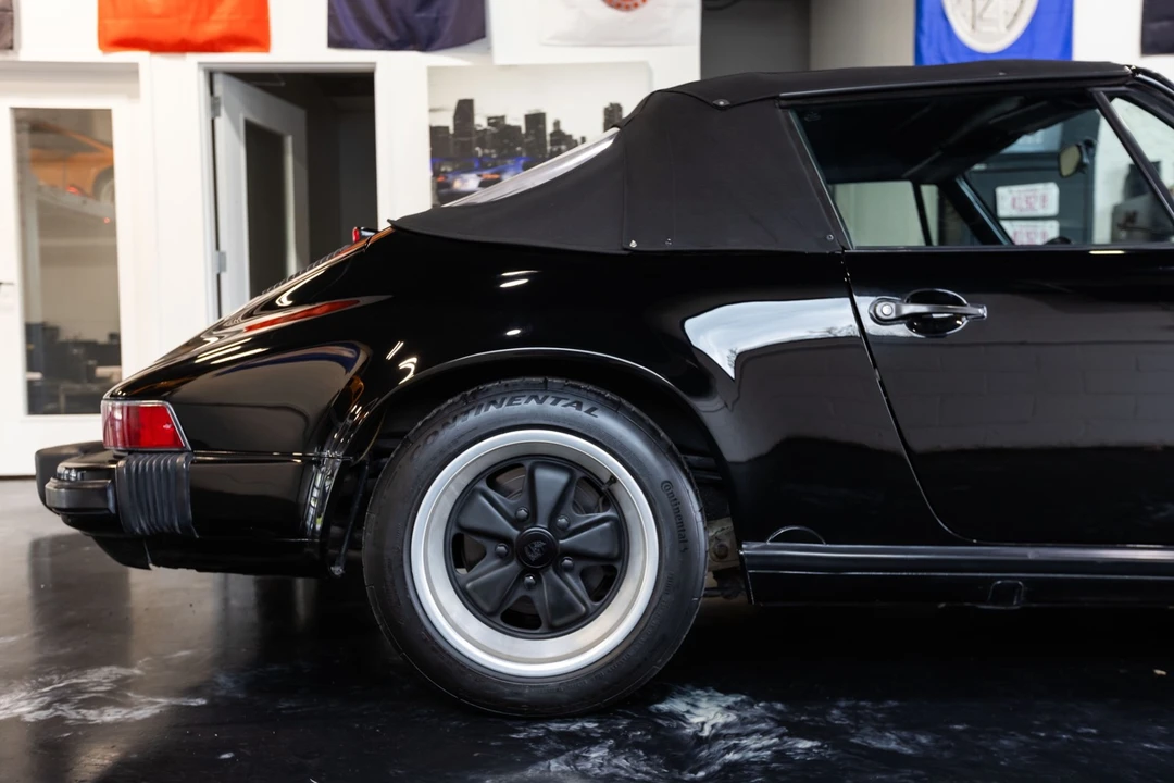 1988 Porsche 911 Carrera 3.2 - Image 29 of 31