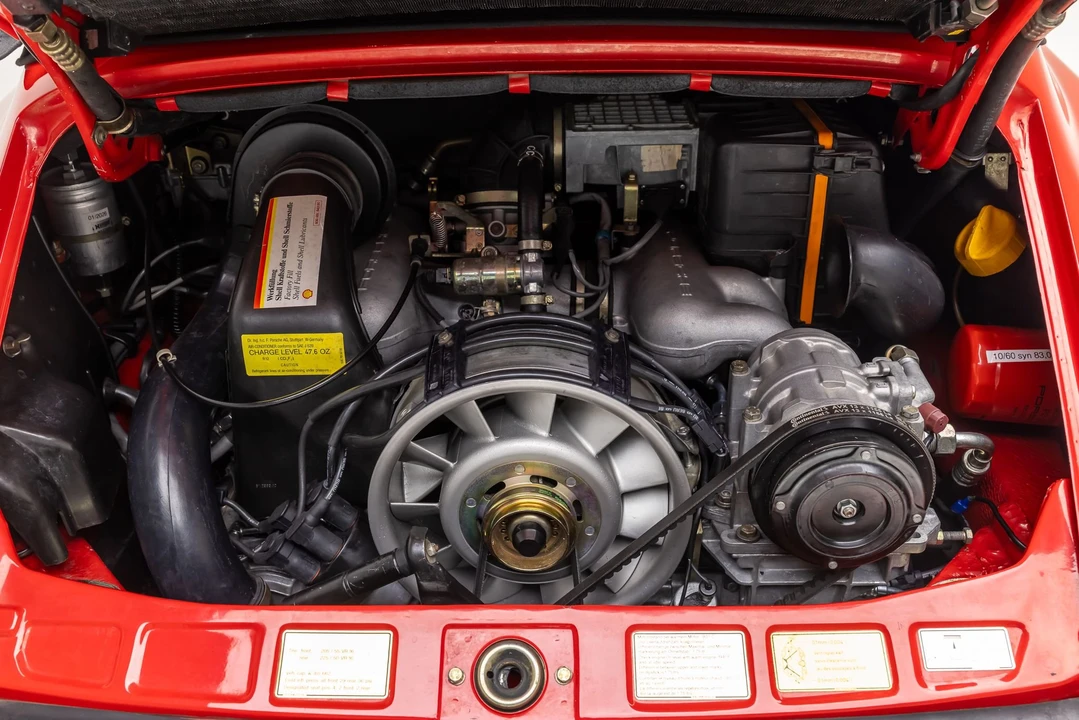 1988 Porsche 911 Carrera 3.2 - Image 25 of 31