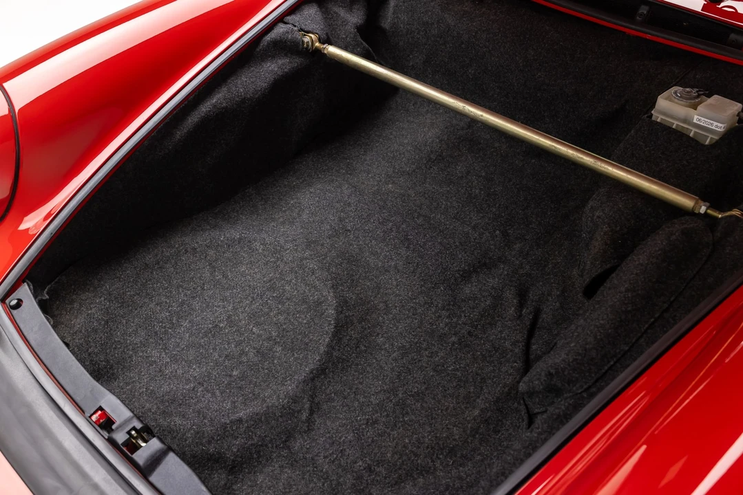 1988 Porsche 911 Carrera 3.2 - Image 19 of 31