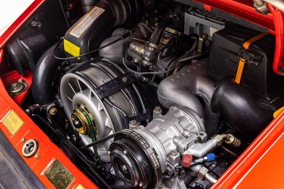 1988 Porsche 911 Carrera 3.2 - Image 26 of 31
