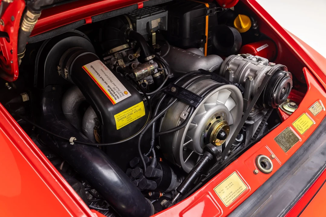 1988 Porsche 911 Carrera 3.2 - Image 23 of 31