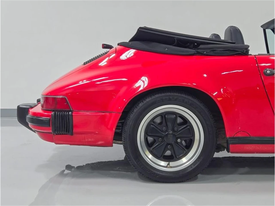 1988 Porsche 911 Carrera 3.2 - Image 19 of 31
