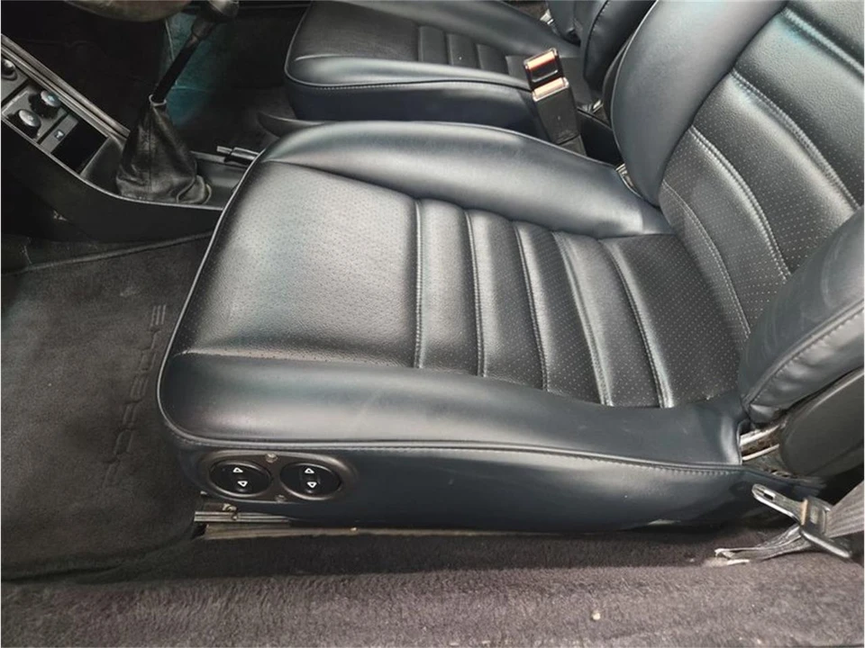 1988 Porsche 911 Carrera 3.2 - Image 29 of 31