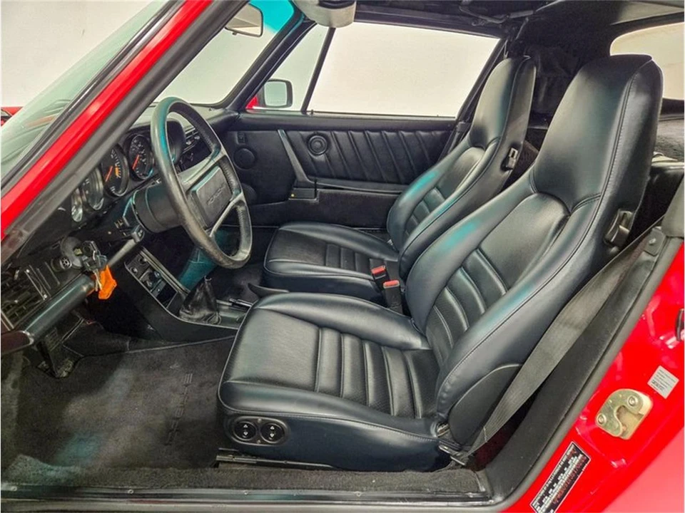 1988 Porsche 911 Carrera 3.2 - Image 22 of 31