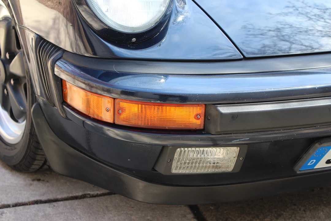 1988 Porsche 911 Carrera 3.2 - Image 22 of 31