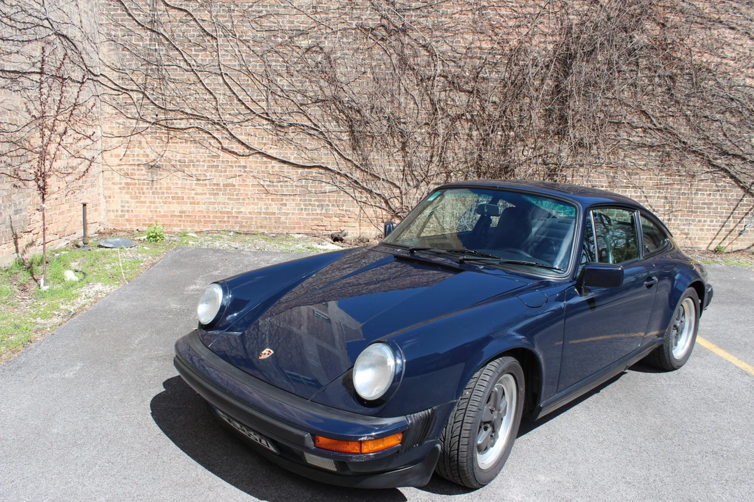 1988 Porsche 911 Carrera 3.2 - Image 5 of 31