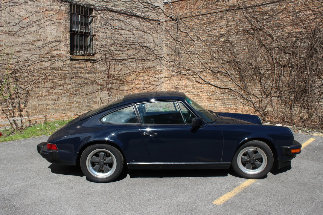 1988 Porsche 911 Carrera 3.2 - Image 13 of 31