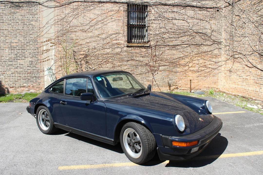 1988 Porsche 911 Carrera 3.2 - Image 8 of 31