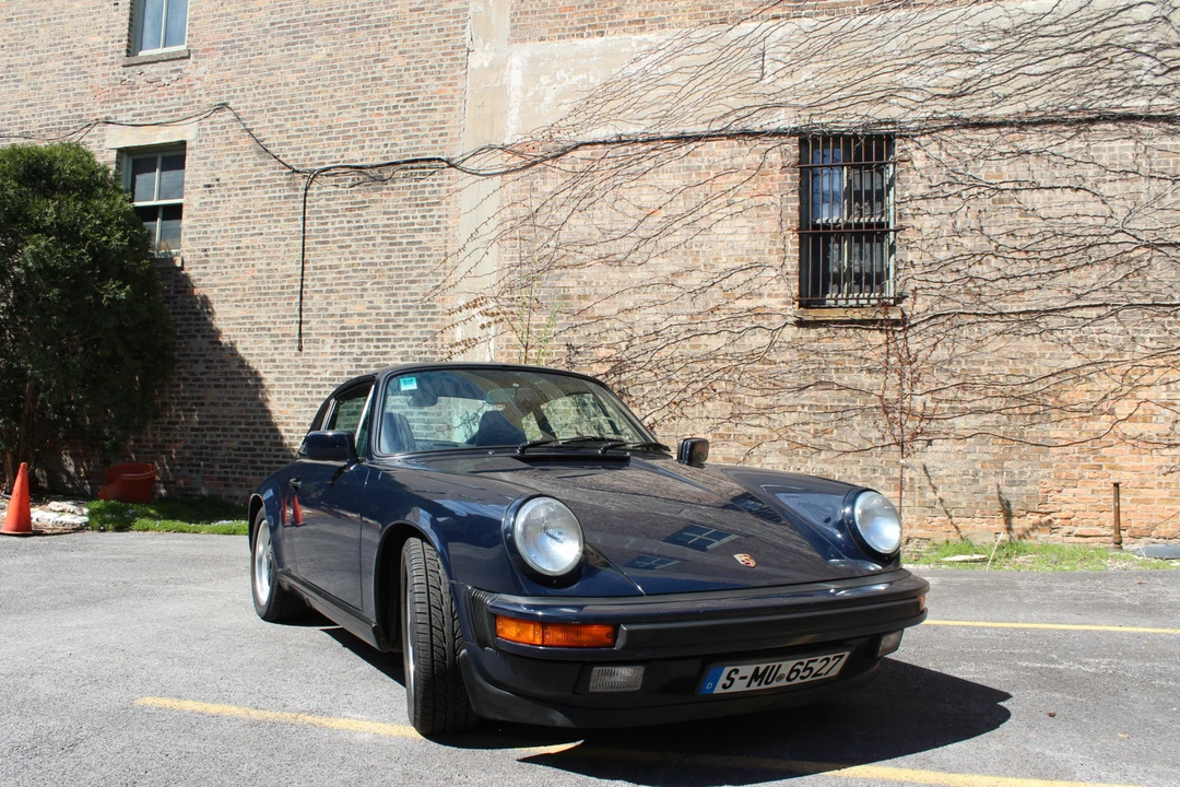 1988 Porsche 911 Carrera 3.2 - Image 7 of 31