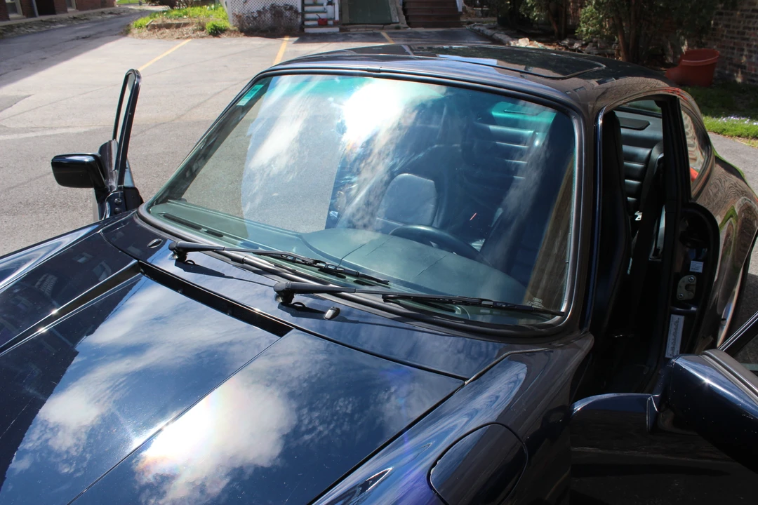 1988 Porsche 911 Carrera 3.2 - Image 24 of 31