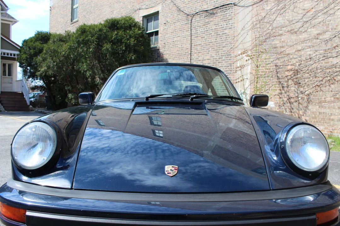 1988 Porsche 911 Carrera 3.2 - Image 20 of 31