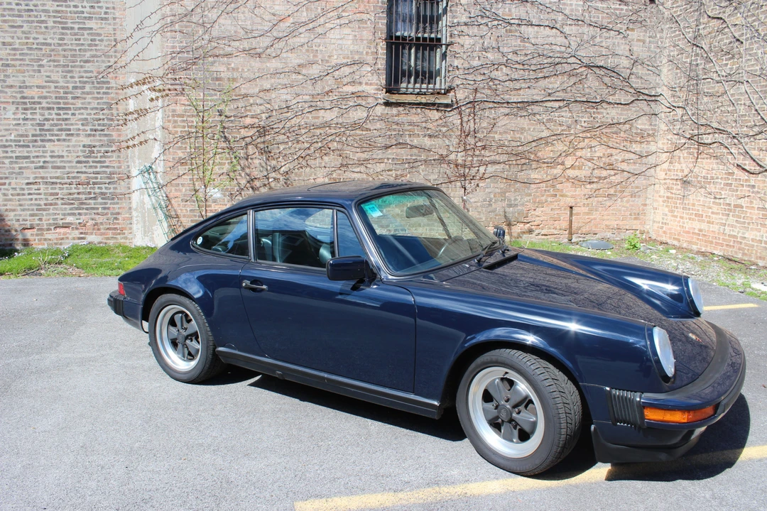1988 Porsche 911 Carrera 3.2 - Image 9 of 31