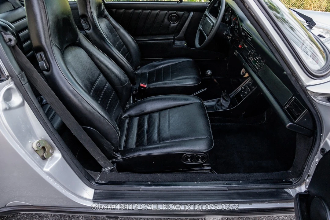 1988 Porsche 911 Carrera 3.2 - Image 26 of 31